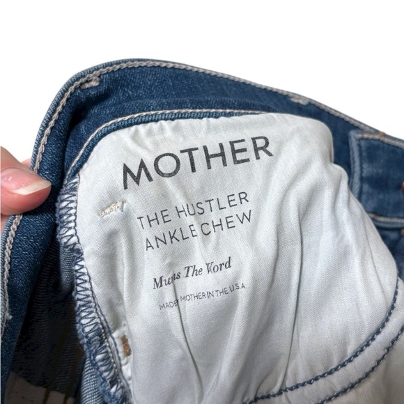 MOTHER The Hustler Ankle Chew in Mums The Word Flare Raw Edge Jeans Size 28 - Picture 6 of 8